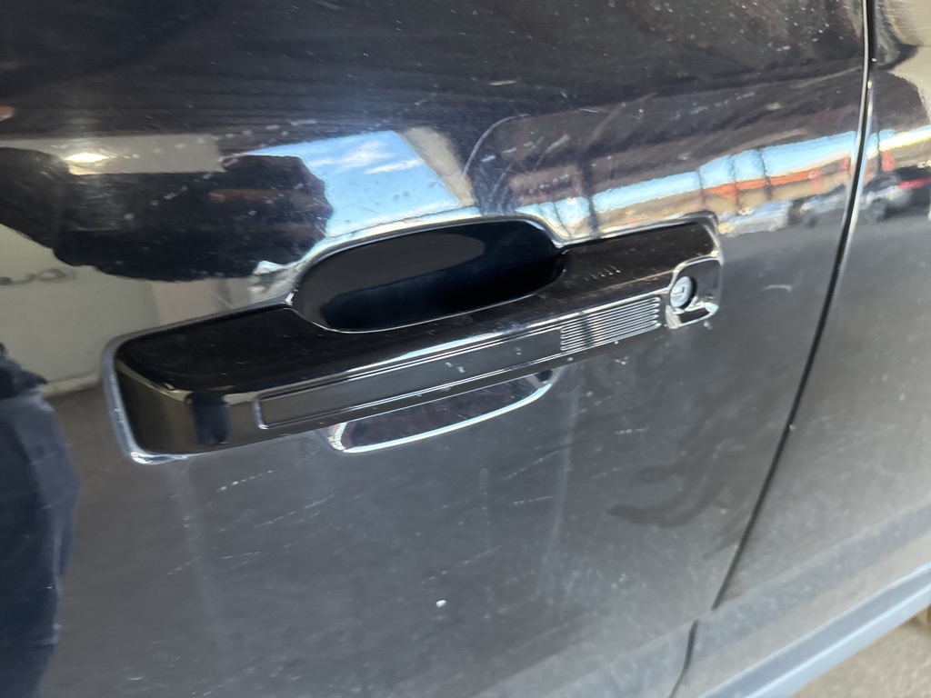 Thumbnail: 2021 Ford Bronco Sport - 12