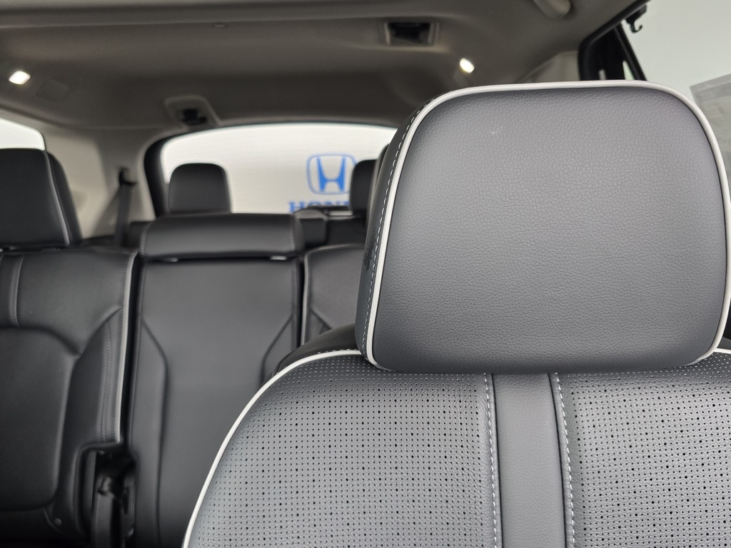 Thumbnail: 2025 Honda Pilot - 23