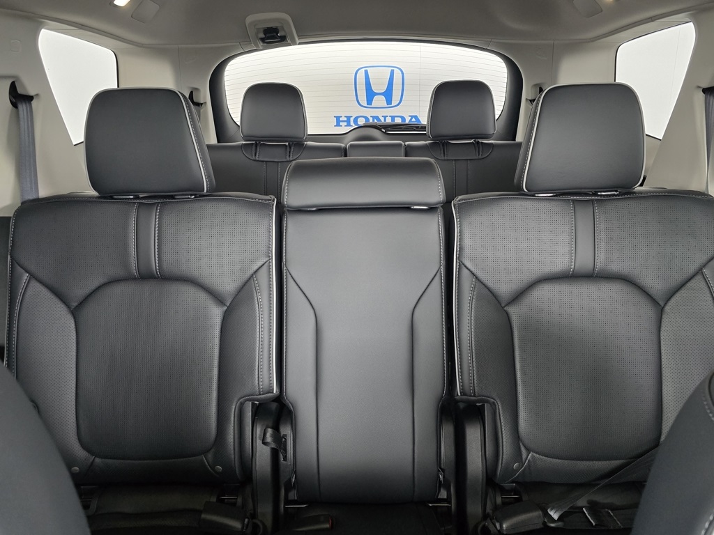 Thumbnail: 2025 Honda Pilot - 24