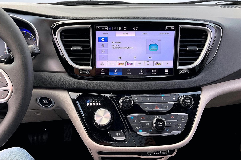 2024 Chrysler Pacifica Touring L Silver at Mac Haik CDJR North Houston