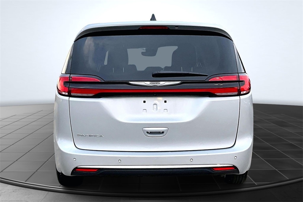 2024 Chrysler Pacifica Touring L Silver at Mac Haik CDJR North Houston