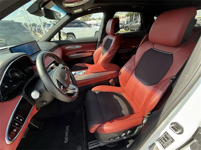 2024 Genesis GV70 2.5T White at Joe Myers Mazda Kia