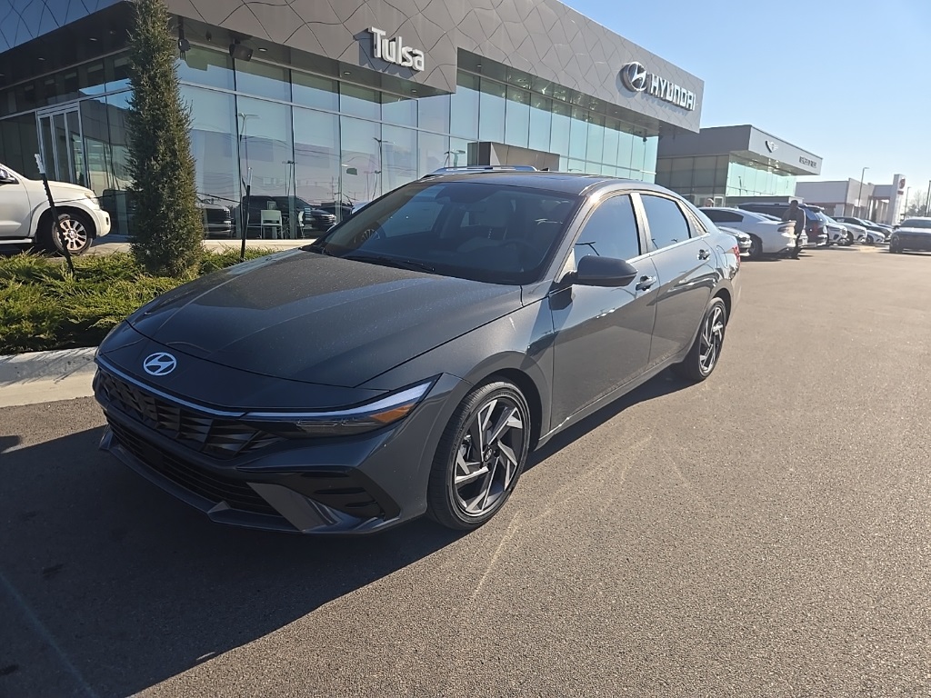 2026 Hyundai Elantra Limited FWD