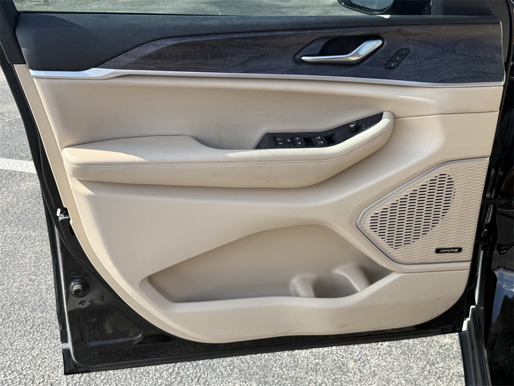 2022 Jeep Grand Cherokee Limited Black at Victoria Chrysler Dodge Jeep Ram