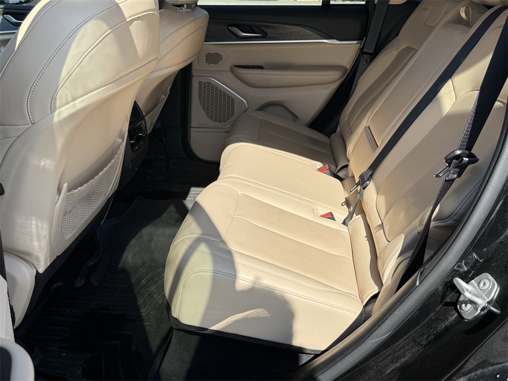 2022 Jeep Grand Cherokee Limited Black at Victoria Chrysler Dodge Jeep Ram