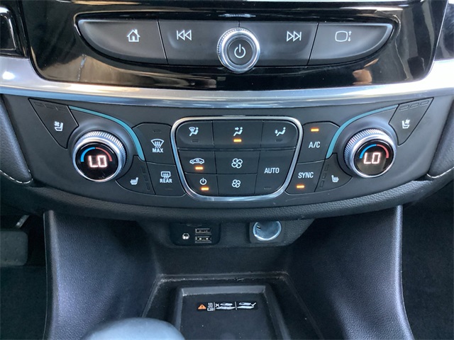 Used Car 2023 Chevrolet Traverse  Premier For Sale Under $40,000 In San Antonio, Texas