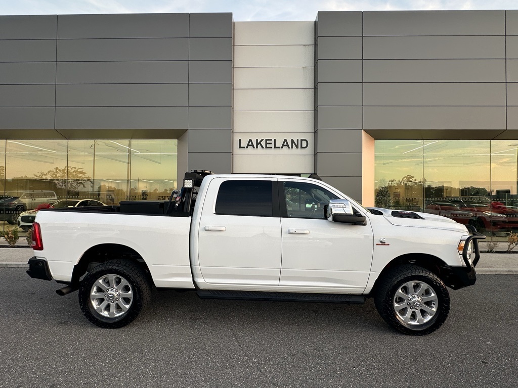 2024 RAM 2500 Laramie Crew Cab 4WD