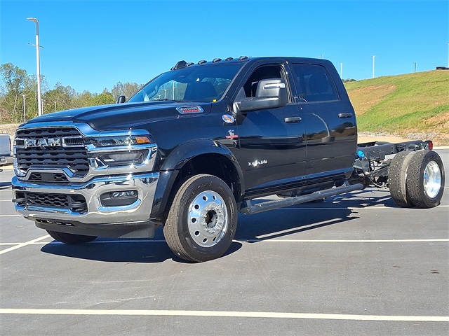 2025 Ram 5500HD Tradesman 