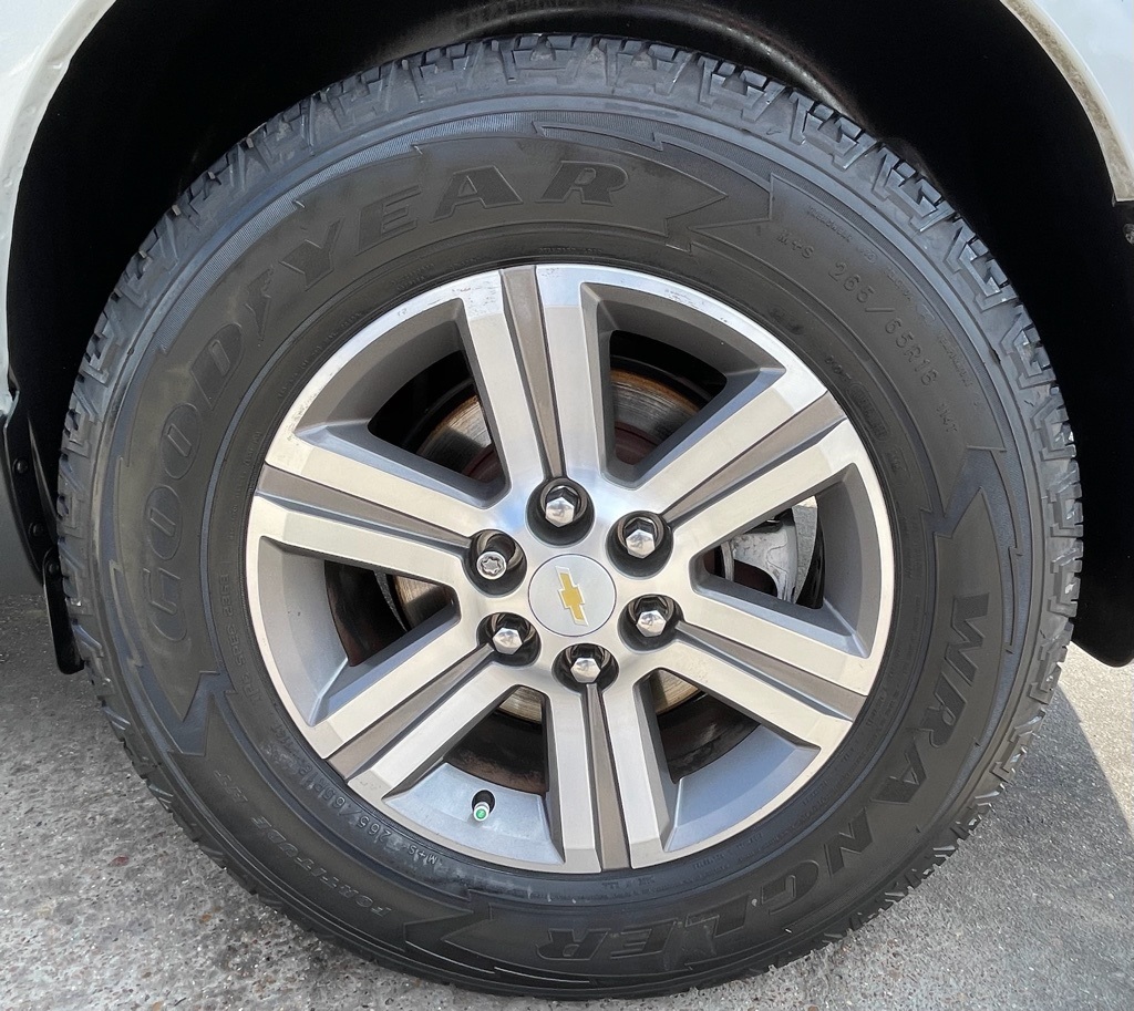 2017 Chevrolet Traverse LT White at Bravo Nissan