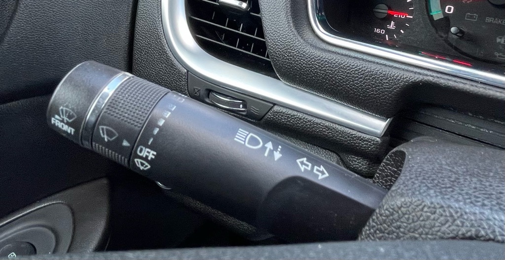 2017 Chevrolet Traverse LT White at Bravo Nissan