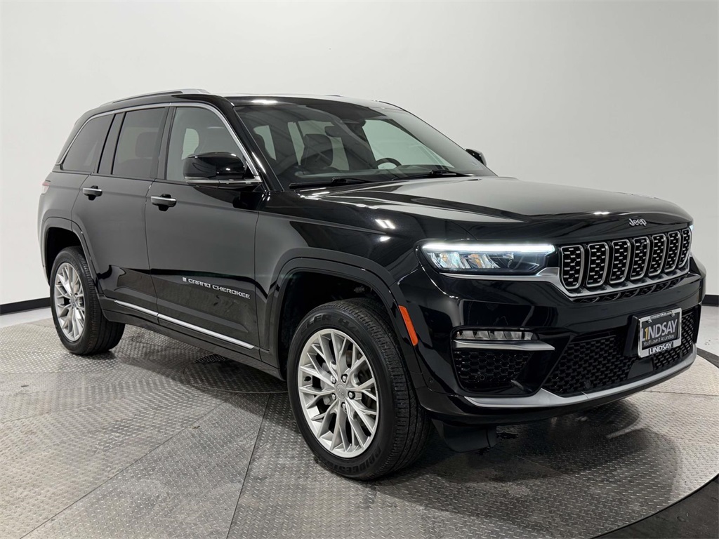 2022 Jeep Grand Cherokee Summit 4WD