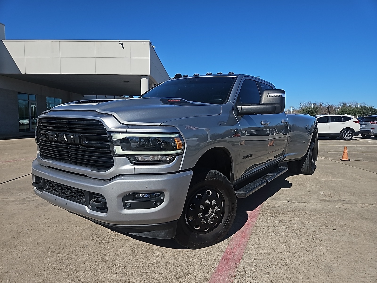 2024 RAM 3500 Laramie Crew Cab LB DRW 4WD