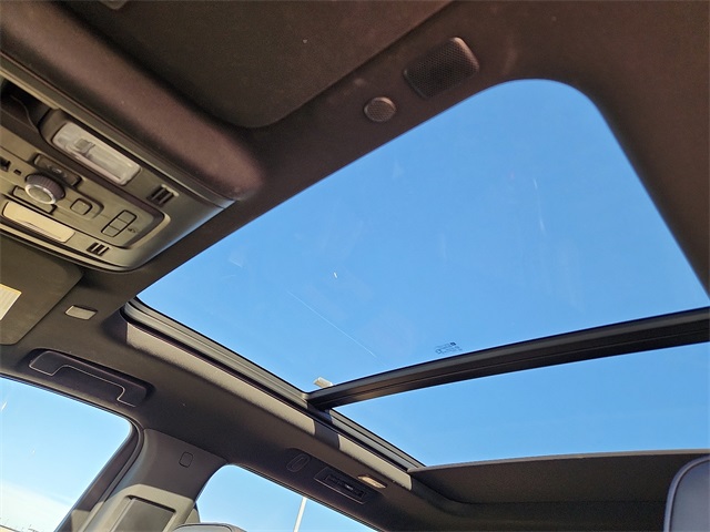 Used Car 2022 Gmc Yukon Xl  Denali For Sale Under $70,000 In Plainview, Texas