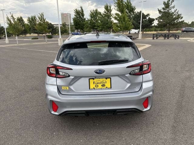 2025 Subaru Impreza Base photo 4