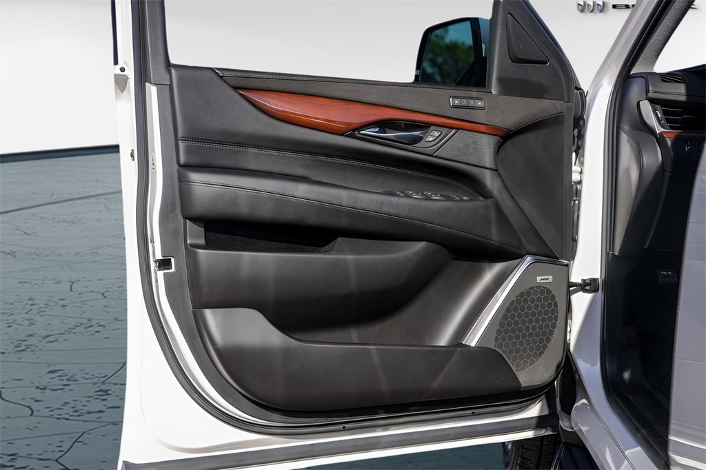 Used Car 2019 Cadillac Escalade  Luxury For Sale Under $40,000 In Austin, Texas