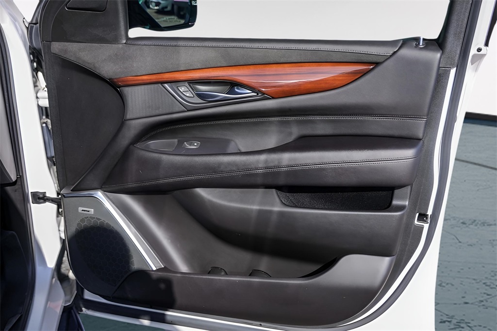 Used Car 2019 Cadillac Escalade  Luxury For Sale Under $40,000 In Austin, Texas