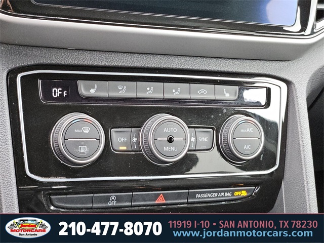 Used Car 2022 Volkswagen Atlas Cross Sport  3.6l V6 Se W/technology For Sale Under $25,000 In San Antonio, Texas