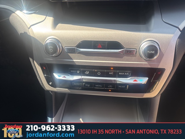 Used Car 2022 Ford Explorer  Xlt For Sale Under $30,000 In San Antonio, Texas