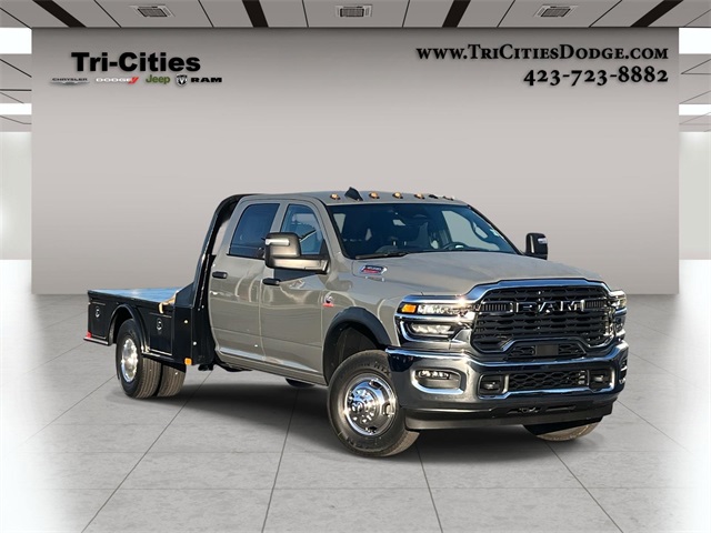 2026 RAM 3500 Chassis Tradesman Crew Cab LB DRW 4WD