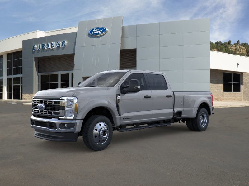 2026 Ford F-450 Super Duty XLT's photo