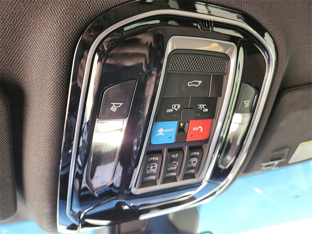 Used Car 2023 Jeep Grand Cherokee  Summit For Sale Under $50,000 In Plainview, Texas