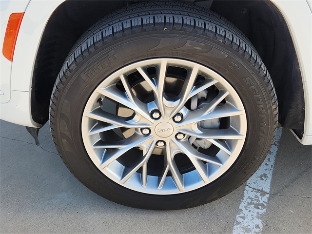 Used Car 2023 Jeep Grand Cherokee  Summit For Sale Under $50,000 In Plainview, Texas