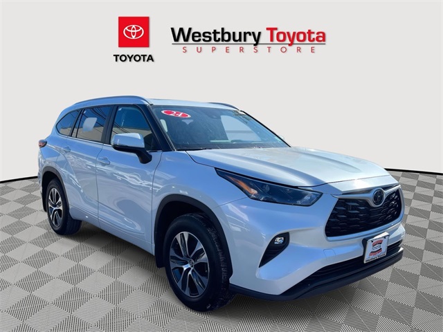 2024 Toyota Highlander XLE AWD