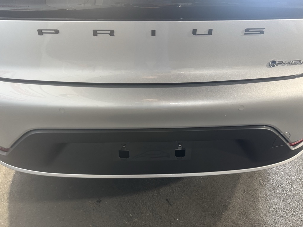 Thumbnail: 2025 Toyota Prius - 19