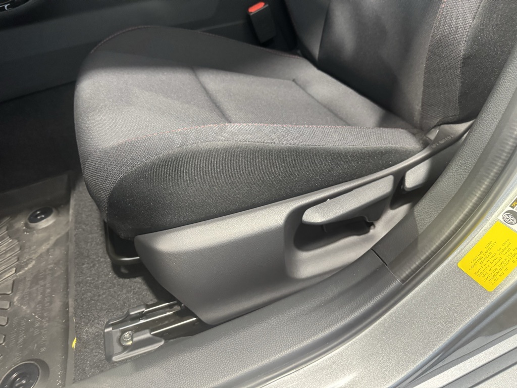 Thumbnail: 2025 Toyota Prius - 30