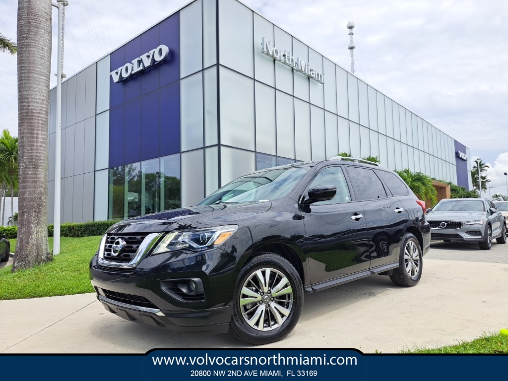 2019 Nissan Pathfinder SL