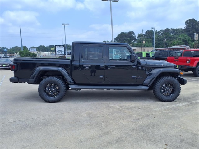 2025 Jeep Gladiator Texas Trail photo 2