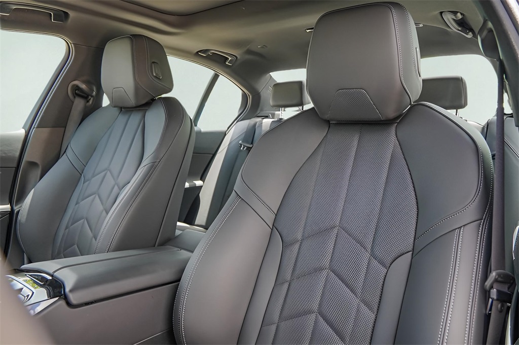 Used Car 2025 Bmw 5 Series  530i Xdrive For Sale Under $60,000 In Austin, Texas