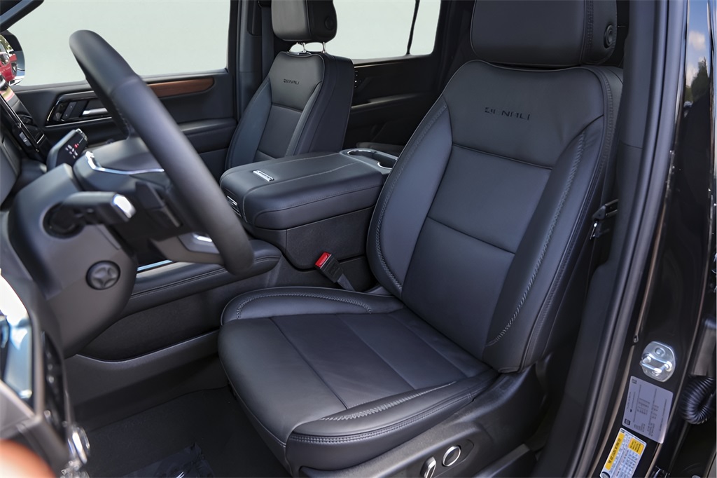 Used Car 2025 Gmc Yukon Xl  Denali For Sale Under $80,000 In Austin, Texas