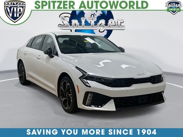 Snow White Pearl 2026 Kia K5 Sedan Front-Wheel Drive 8-Speed Automatic