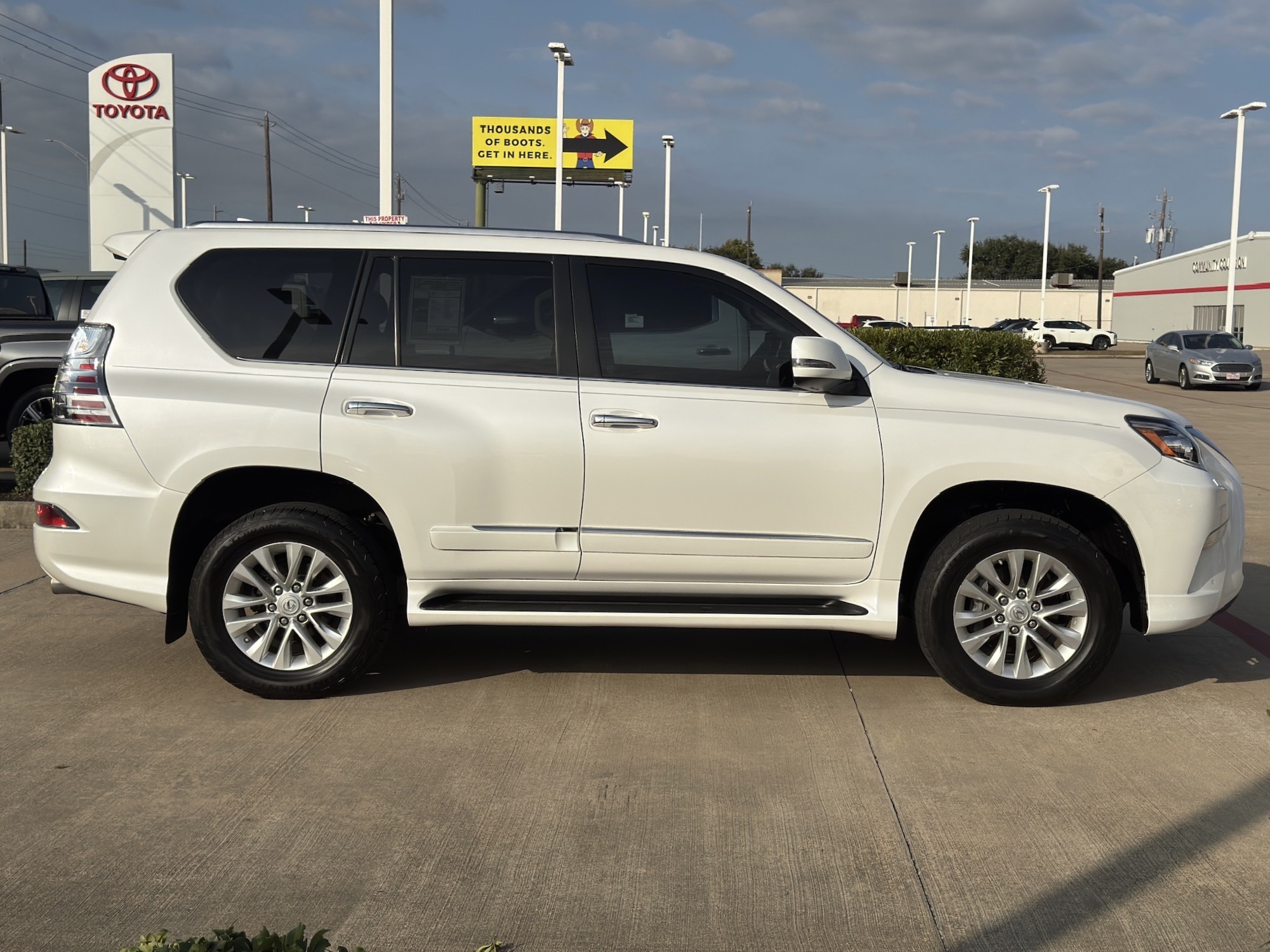 2016 Lexus GX 460 White at Martin Chrysler Dodge Jeep Ram
