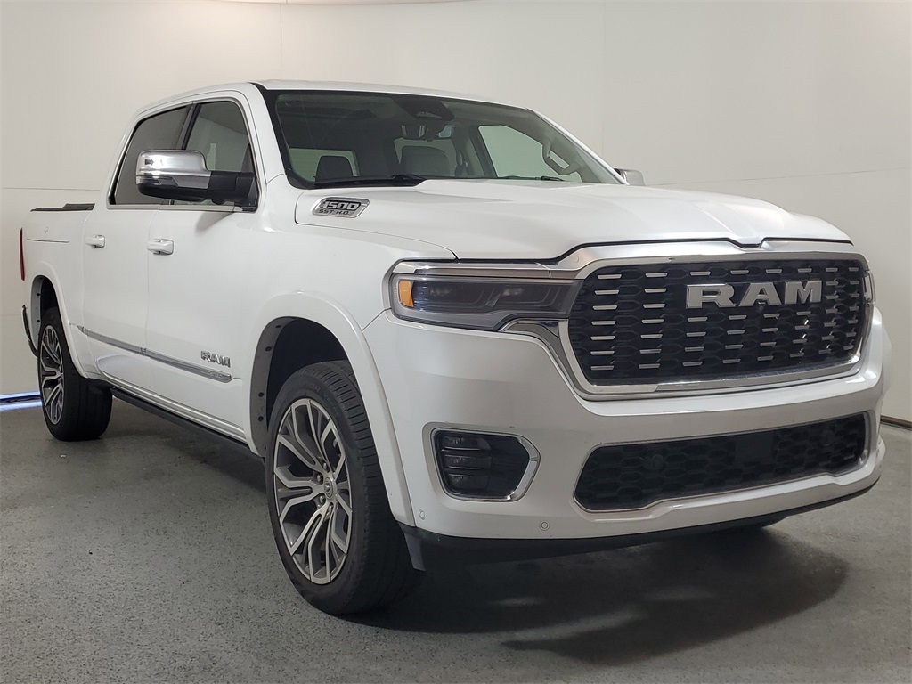 2025 RAM 1500 Tungsten Crew Cab 4WD