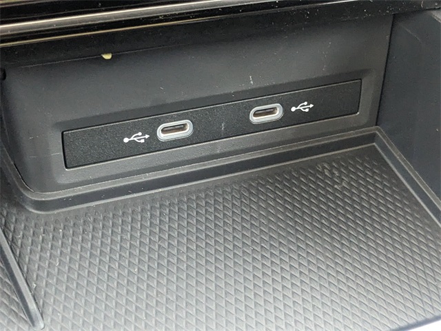 2025 Volkswagen Atlas 2.0T Peak Edition Green at Stokes Volkswagen