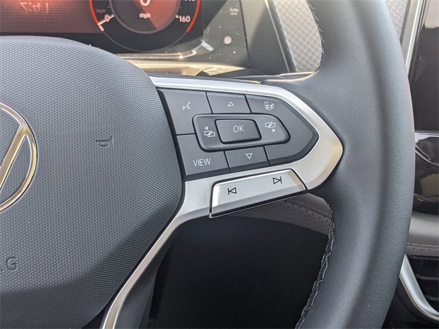 2025 Volkswagen Atlas 2.0T Peak Edition Green at Stokes Volkswagen