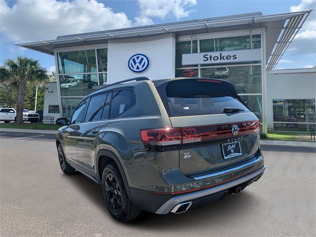 2025 Volkswagen Atlas 2.0T Peak Edition - 4