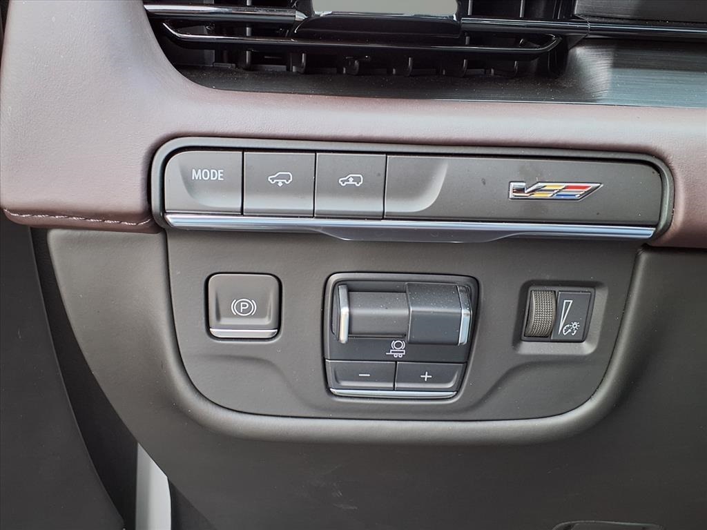 2023 Cadillac Escalade ESV V-Series White at Bayway Cadillac of The Woodlands