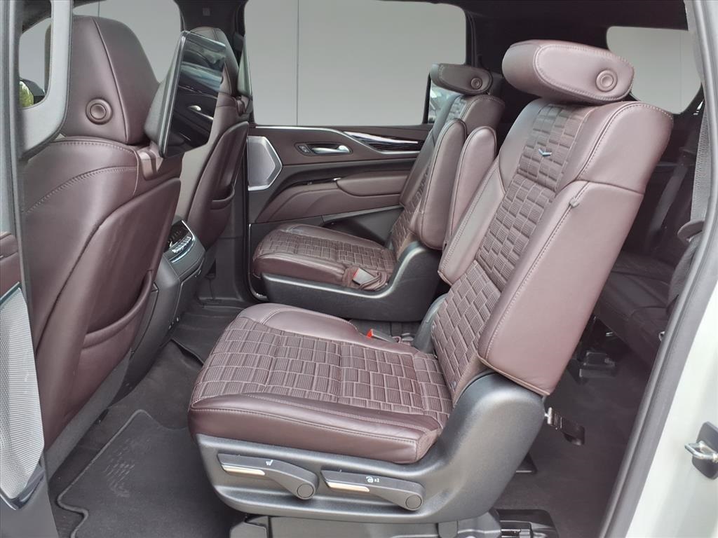 2023 Cadillac Escalade ESV V-Series White at Bayway Cadillac of The Woodlands