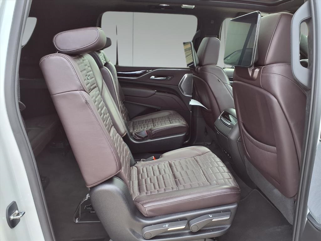 2023 Cadillac Escalade ESV V-Series White at Bayway Cadillac of The Woodlands