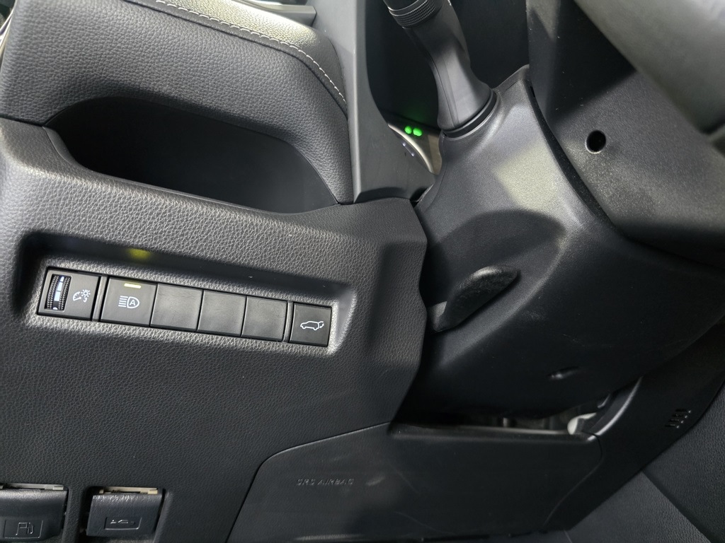 Thumbnail: 2022 Toyota RAV4 - 14