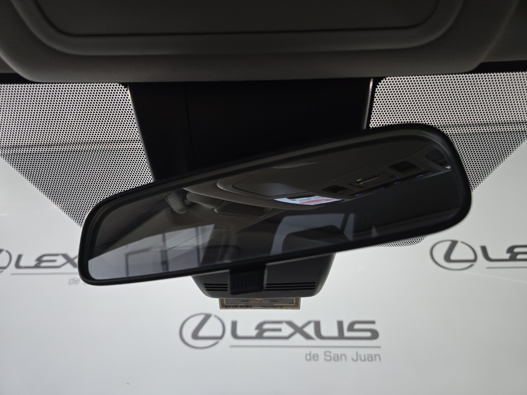 Thumbnail: 2022 Toyota RAV4 - 20