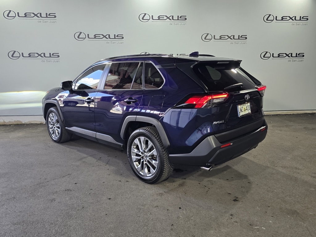 Thumbnail: 2022 Toyota RAV4 - 8