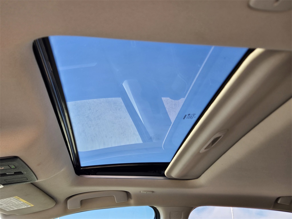 2023 Nissan Altima 2.0 SR Black at Central Houston Nissan