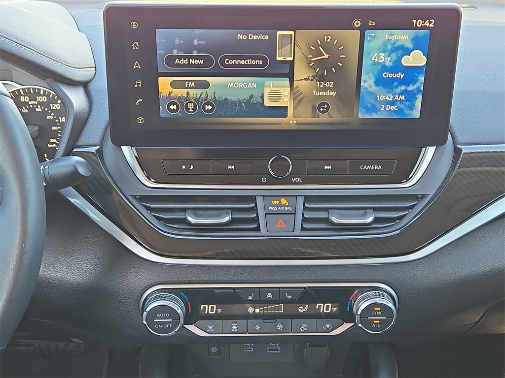 2023 Nissan Altima 2.0 SR Black at Central Houston Nissan