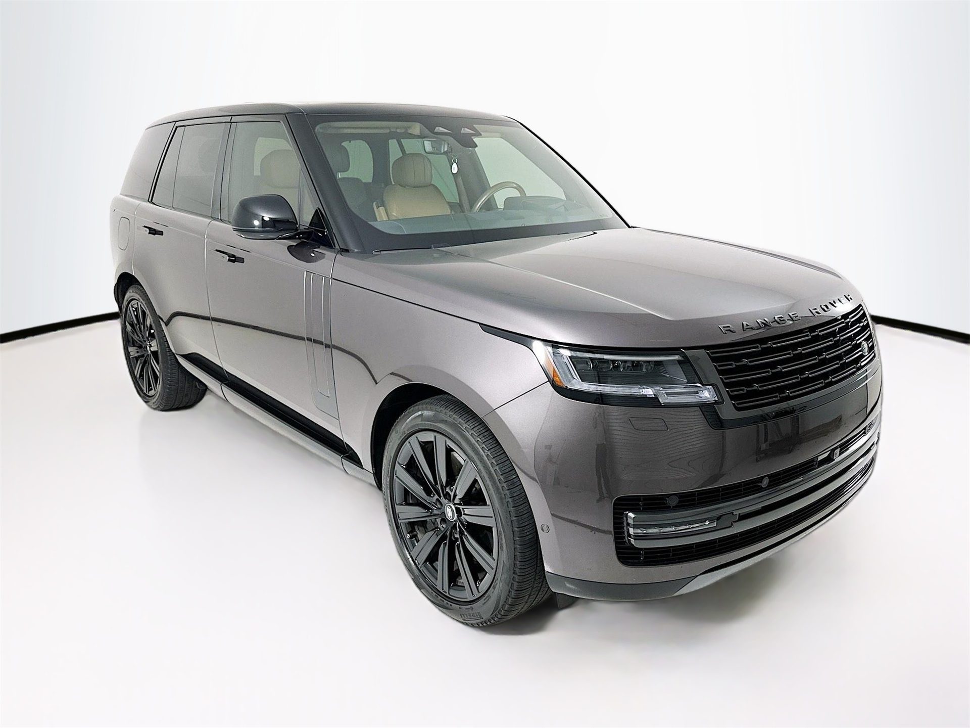 2025 Land Rover Range Rover P550e SE AWD
