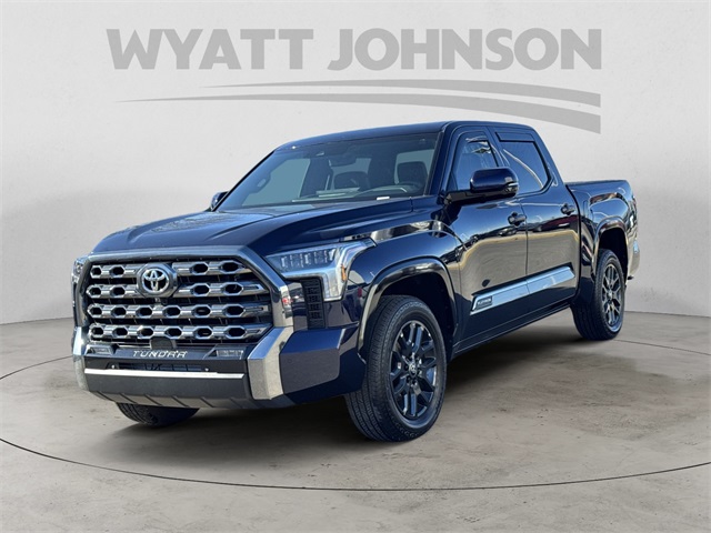 2025 Toyota Tundra Platinum CrewMax Cab 4WD
