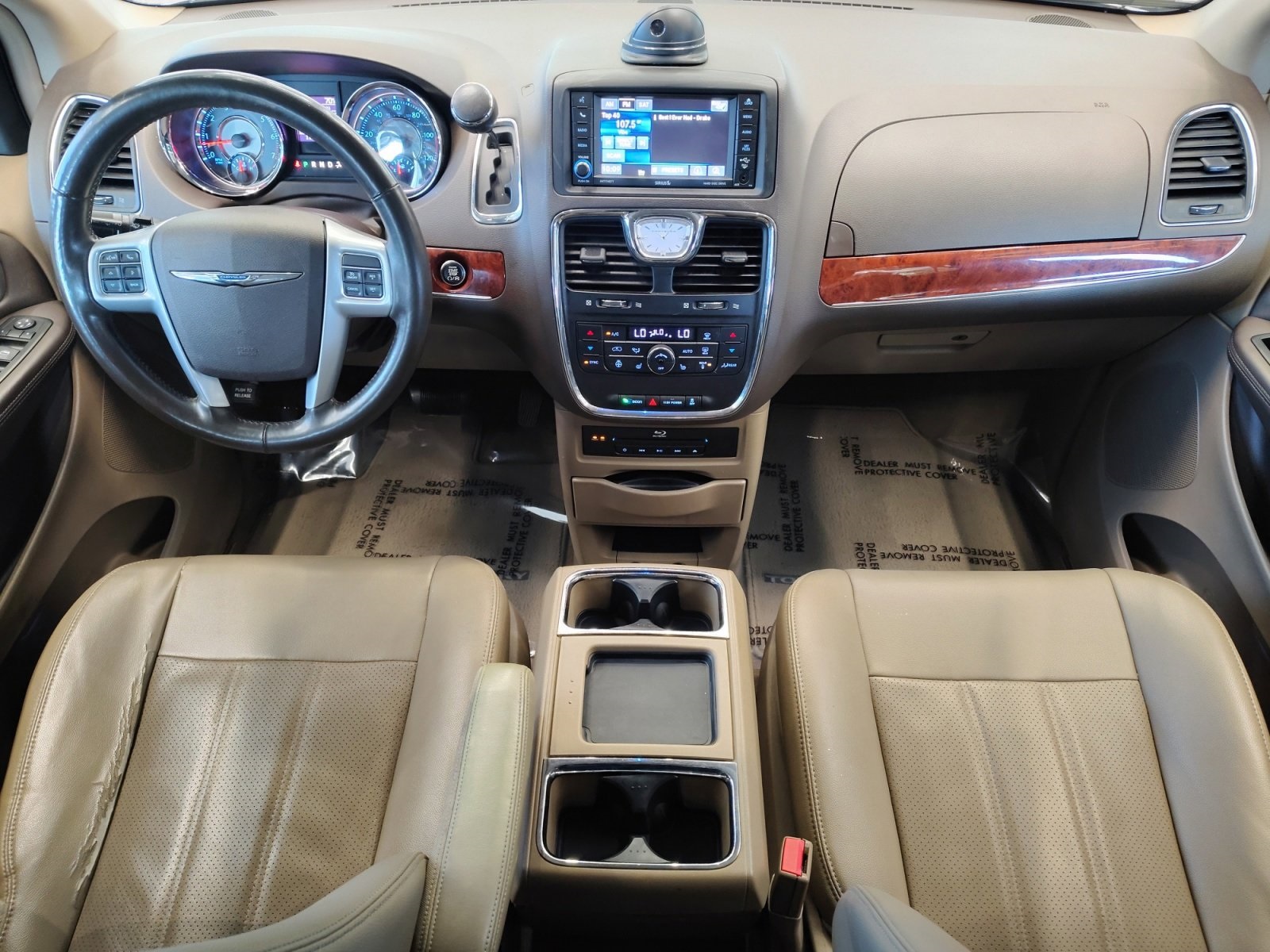 Used Car 2013 Chrysler Town & Country  Touring-l For Sale Under $10,000 In San Antonio, Texas